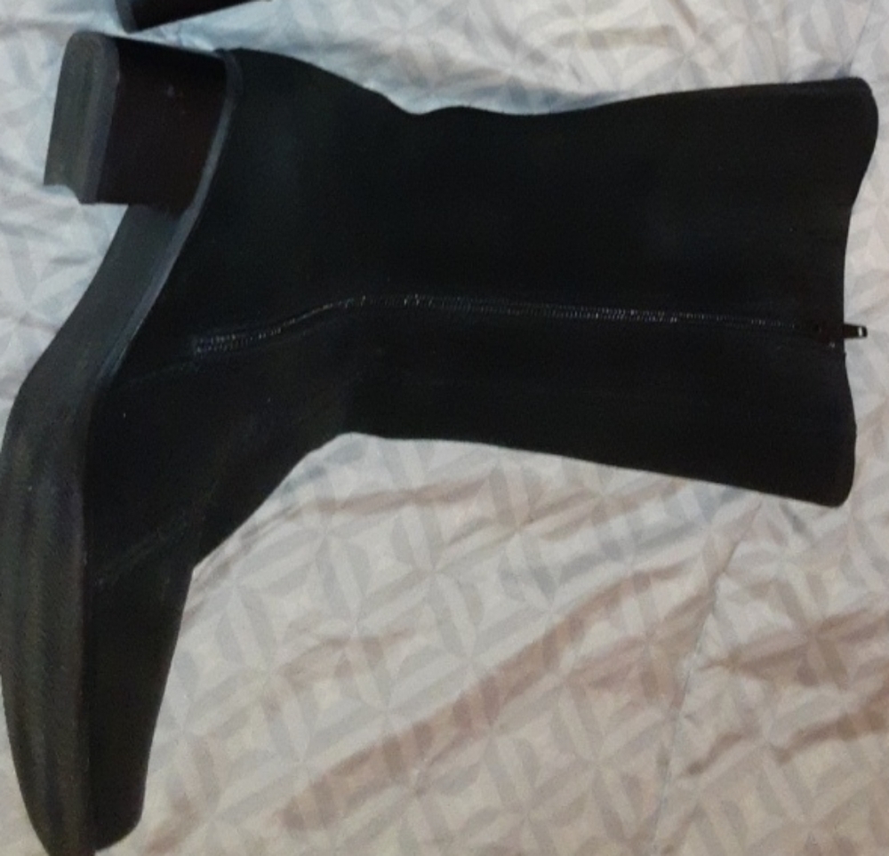 Black boots